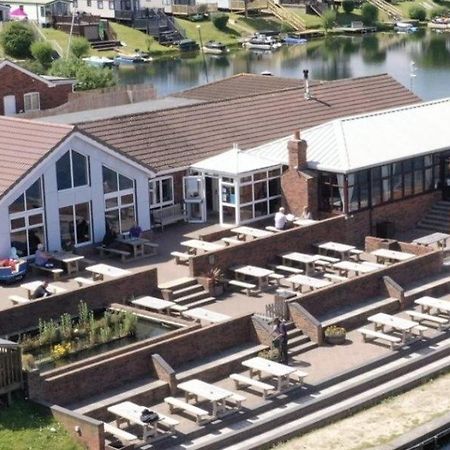 Crowle  The Hygge Retreat At 7 Lakes Country Park, Lincolnshire 빌라 외부 사진