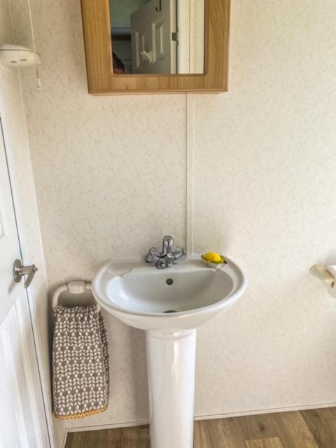 Crowle  The Hygge Retreat At 7 Lakes Country Park, Lincolnshire 빌라 외부 사진