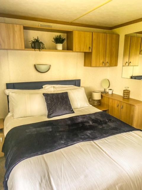 Crowle  The Hygge Retreat At 7 Lakes Country Park, Lincolnshire 빌라 외부 사진